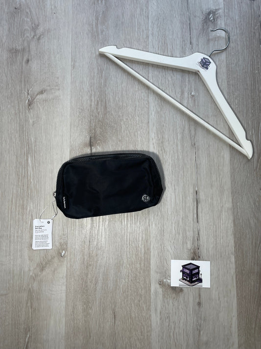LULULEMON EVERYWHERE BELT BAG