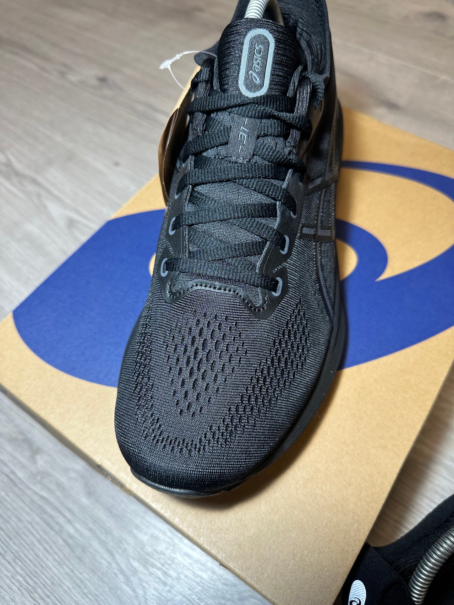 ASICS GEL-KAYANO 31 TRIPLE BLACK