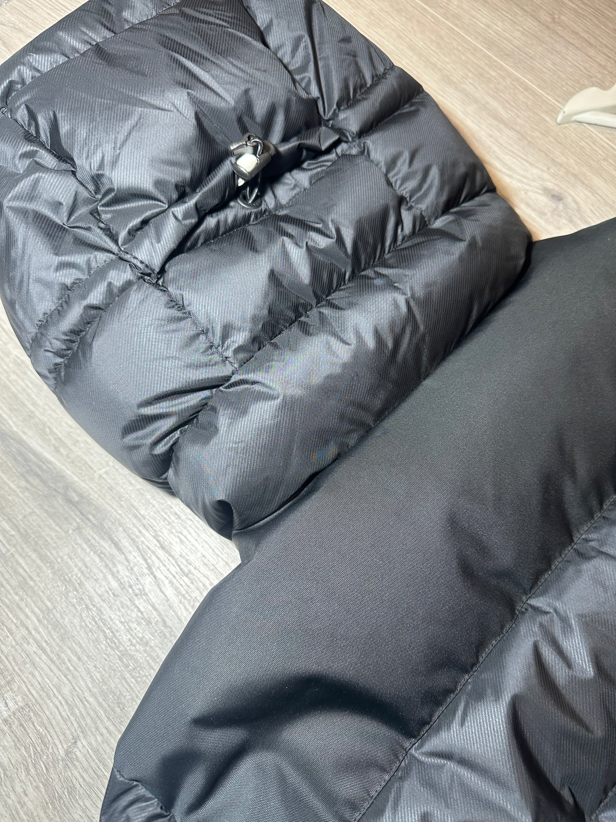 MONCLER GRENOBLE CAMURAC DOWN QUILTED SHORT PUFFER JACKET SIZE 2