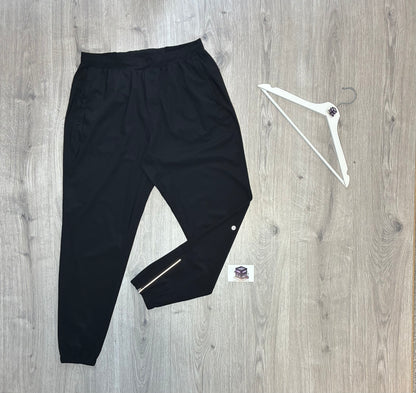 LULULEMON CROSS CHILL TRACKSUIT BLACK SIZE LARGE