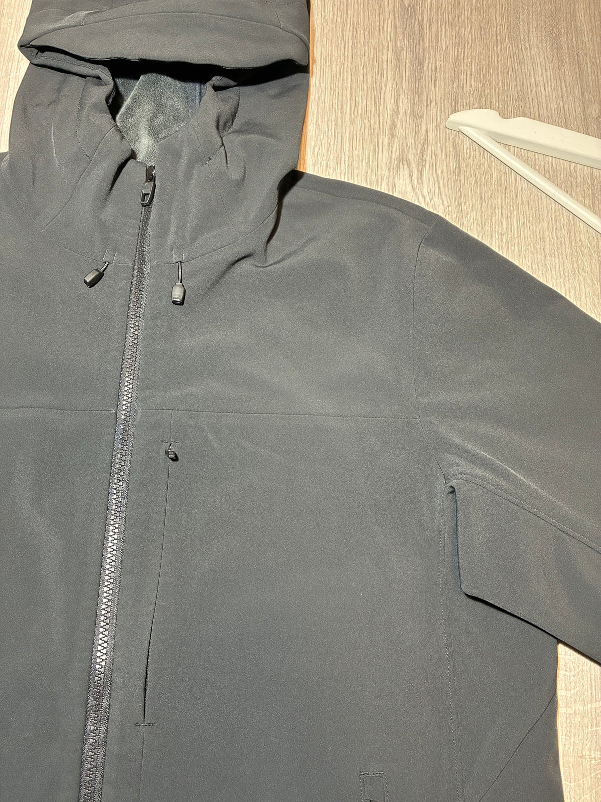 LULULEMON CROSS CHILL TRACKSUIT BLACK SIZE LARGE