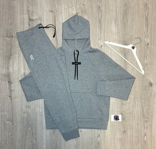 ON RUNNING FOCUS TECH TRACKSUIT STEEL GREY SIZE MEDIUM