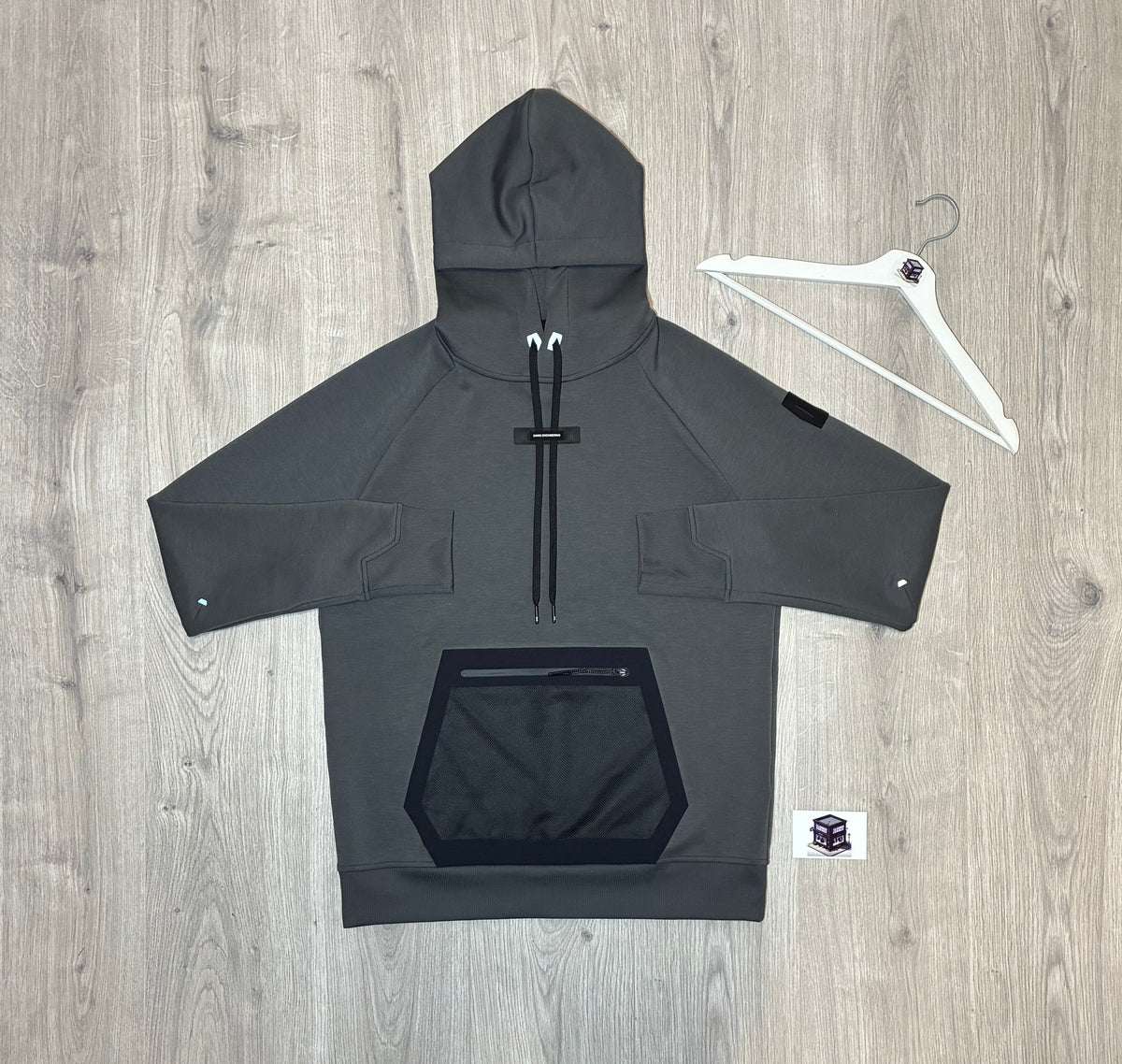 ON RUNNING 3-PIECE TECH TRACKSUIT ECLIPSE SIZE MEDIUM