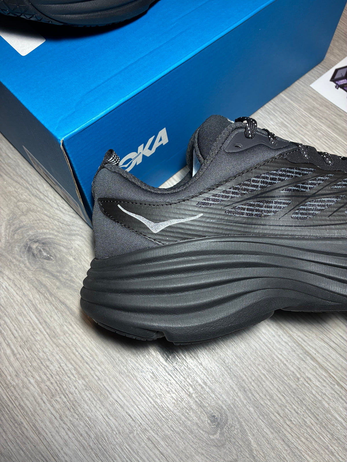 HOKA BONDI 8 CAGED BLACK