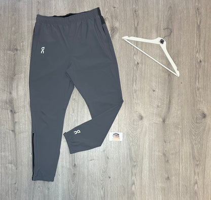 ON RUNNING CORE TRACKSUIT GREY SIZE SMALL